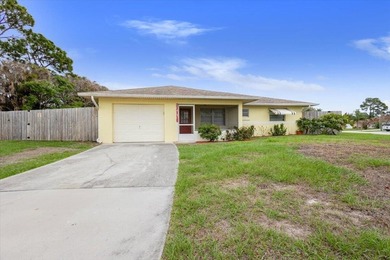 Welcome to this charming Port St. Lucie retreat! Offering rare - photo 48