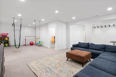 ***OPEN HOUSE SAT 7/25 1-3P*** Welcome home to this spacious - photo 24