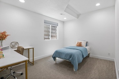 ***OPEN HOUSE SAT 7/25 1-3P*** Welcome home to this spacious - photo 29