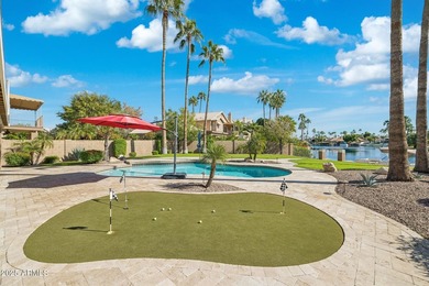 Nestled on a premium oversized waterfront lot, 919 S Paradise - photo 4