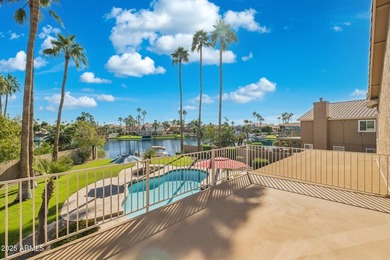 Nestled on a premium oversized waterfront lot, 919 S Paradise - photo 8