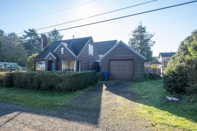 Devils Lake Home For Sale in Lincoln City Oregon