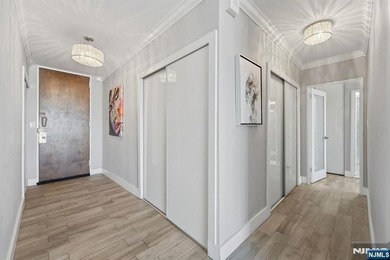 ABSOLUTELY STUNNING! unit 2809 is a recently Fully renovated and - photo 18