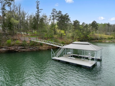 How does minimal steps to deep, year-round water sound? The top - photo 9