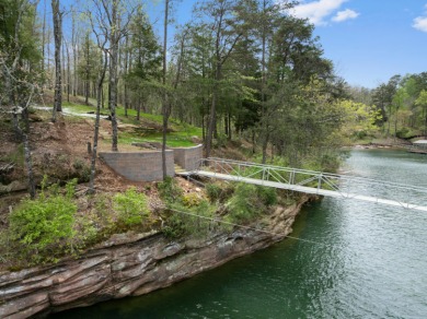 How does minimal steps to deep, year-round water sound? The top - photo 10