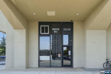 ABSOLUTELY STUNNING! unit 2809 is a recently Fully renovated and - photo 27