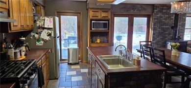 Tucked away on 60+ beautiful acres, this single-level 3-bedroom - photo 7
