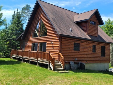 Pinestone Crossing sits on 26 shared wooded acres with over 700' - photo 34