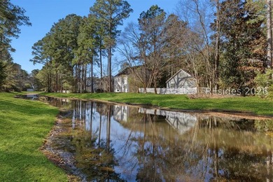 Freshly updated, this 4BR/2BA home located in The Farm offers a - photo 36