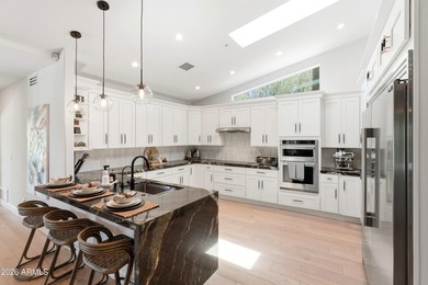 Experience waterfront luxury living in the heart of Scottsdale - photo 4