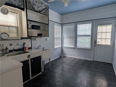 Discover endless potential with this small commercial property - photo 12