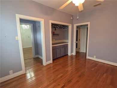 Discover endless potential with this small commercial property - photo 18
