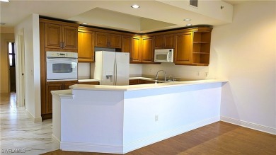 Lake Condo For Sale in Fort Myers, Florida