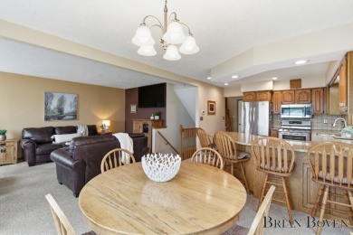 Waterfront Lake Living - photo 10