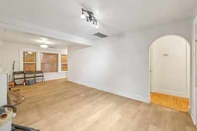 Welcome to 5826 Avenal Ave, a charming gated bungalow offering - photo 5