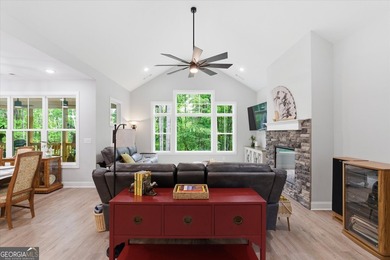 Get ready to fall head over heels for one-story living done - photo 6