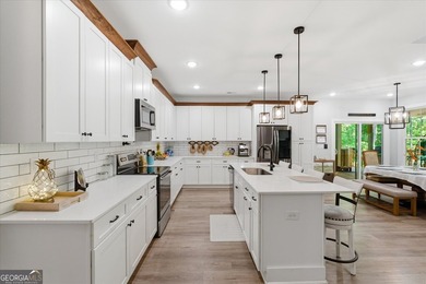 Get ready to fall head over heels for one-story living done - photo 8