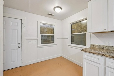 Welcome to 5826 Avenal Ave, a charming gated bungalow offering - photo 9