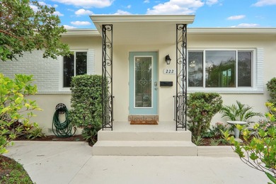 Get ready to move into your beautifully renovated 3 Bedroom home - photo 1