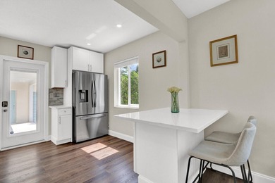 Get ready to move into your beautifully renovated 3 Bedroom home - photo 4