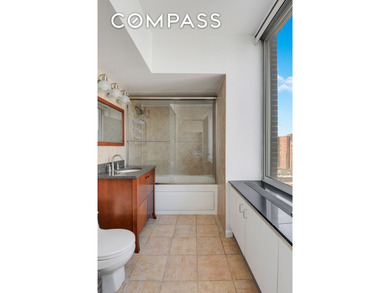 W?elcome to this beautiful? convertible three-bedroom - photo 15