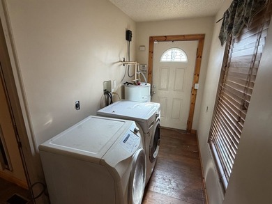 Welcome home to 604 Henry Street, a charming 3-bedroom, 2-bath - photo 16