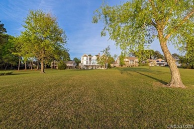 Stunning Lake Gaston Waterfront Home in the desirable SE Quad - photo 6