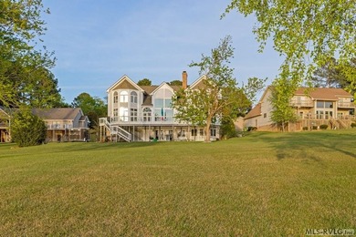 Stunning Lake Gaston Waterfront Home in the desirable SE Quad - photo 7
