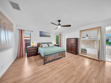 Indulge in South Florida lifestyle with this magnificent - photo 18