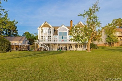 Stunning Lake Gaston Waterfront Home in the desirable SE Quad - photo 8