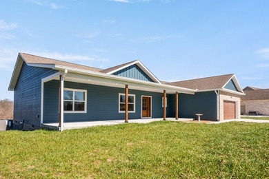 Center Hill Lake Home For Sale in Baxter Tennessee