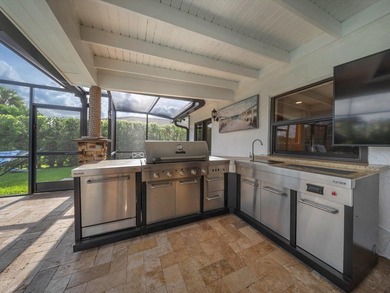 Indulge in South Florida lifestyle with this magnificent - photo 33