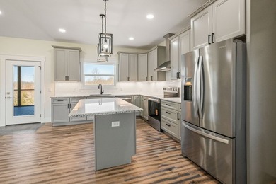Discover the charm of new construction near Center Hill Lake - photo 4