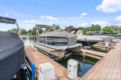Stunning lakefront home in The Peninsula with wide Lake Norman - photo 5