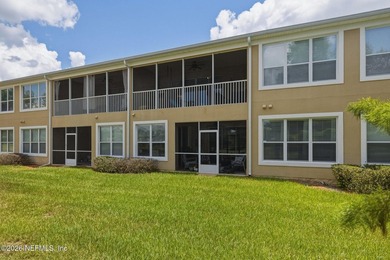 Excellent 3 bed 2 bath that STANDS OUT for it's location and - photo 38