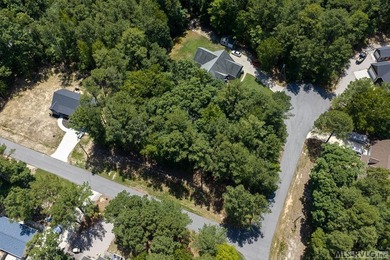 Welcome to Timber Creek, a desirable subdivision in the - photo 1