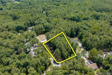 Welcome to Timber Creek, a desirable subdivision in the - photo 2