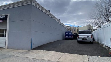 Prime Investment Opportunity Net Income: $165,000 | Cap Rate: 5 - photo 5