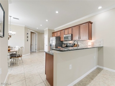 This stunning WCI-built Areca model offers an extended great