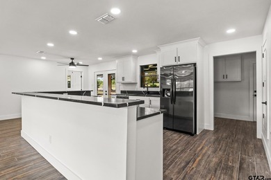 Nestled in the sought-after Swannerland subdivision near Lake - photo 11