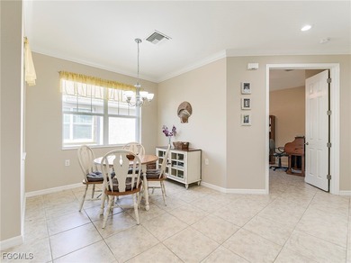 This stunning WCI-built Areca model offers an extended great