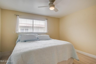 Beautifully Updated Two-Bedroom Condo in Prime Location! - photo 13