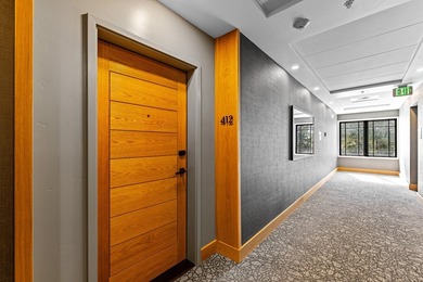 Premier corner unit on the 4th floor in the Village at Tamarack - photo 5