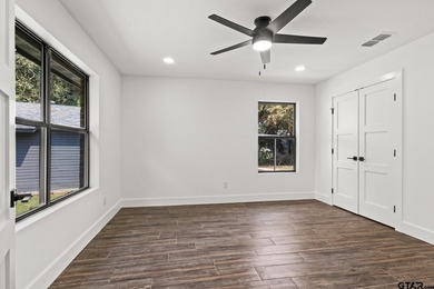 Nestled in the sought-after Swannerland subdivision near Lake - photo 16