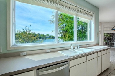Stunning Lakefront Retreat on a Quiet Cul-de-Sac Wake up every - photo 18