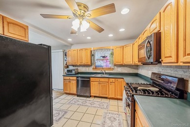 Welcome to this spacious 4-bedroom, 2-bath home in the heart of - photo 20