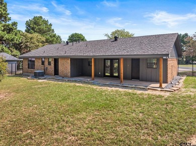 Nestled in the sought-after Swannerland subdivision near Lake - photo 30
