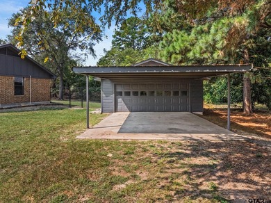 Nestled in the sought-after Swannerland subdivision near Lake - photo 32