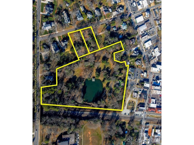 (private lake, pond, coastal) Home For Sale in Belmont North Carolina