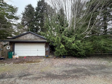 Crescent Lake - Tillamook County Home For Sale in Rockaway Beach Oregon